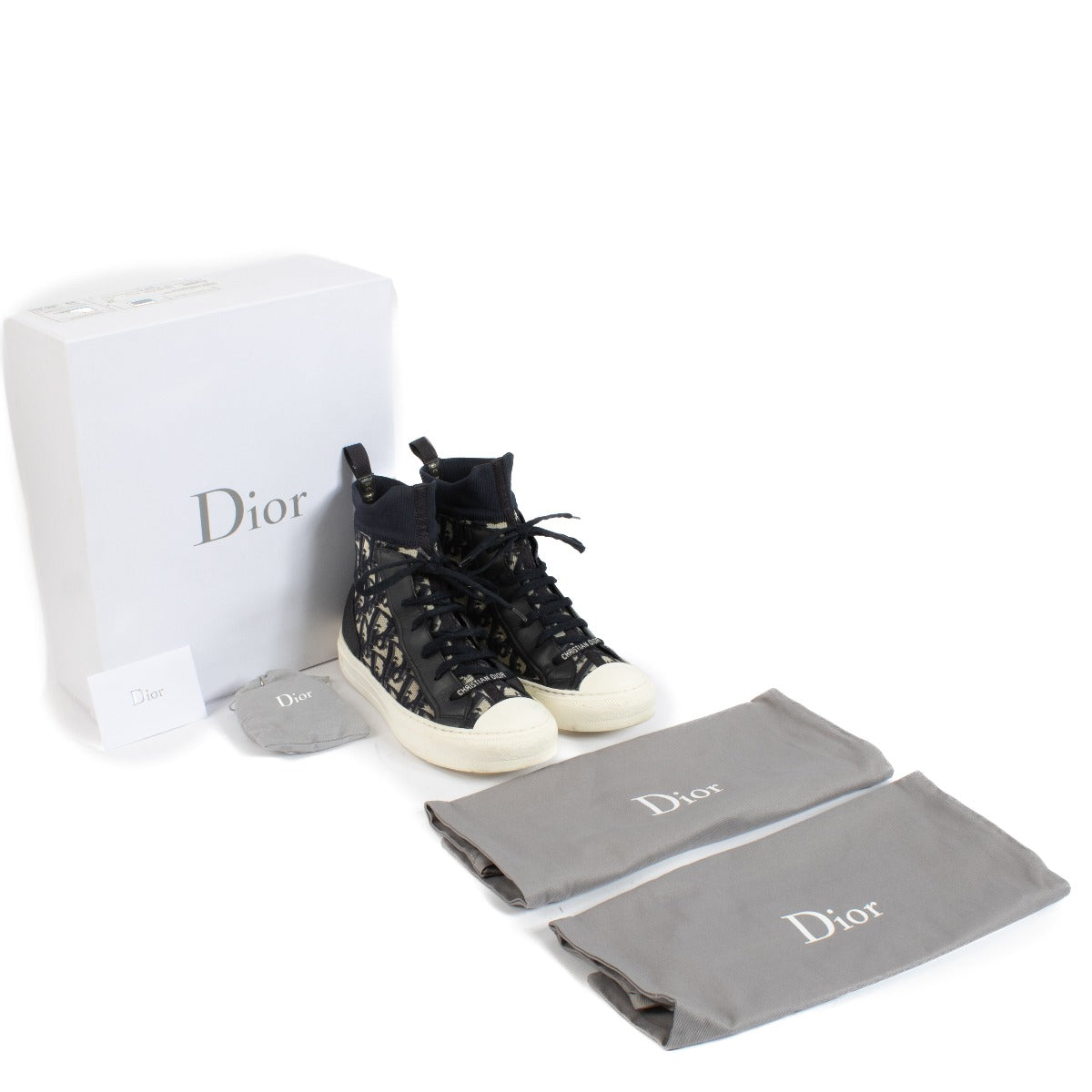 Shop safe online at Labellov in Antwerp, Brussels and Knokke this 100% authentic second hand Christian Dior Blue Oblique Knit Calf High Walk'n Sneakers - Size 39