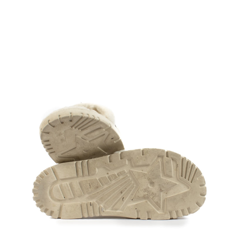 shop 100% authentic second hand Christian Dior White Fur DWay Slides - Size 39 on Labellov.com