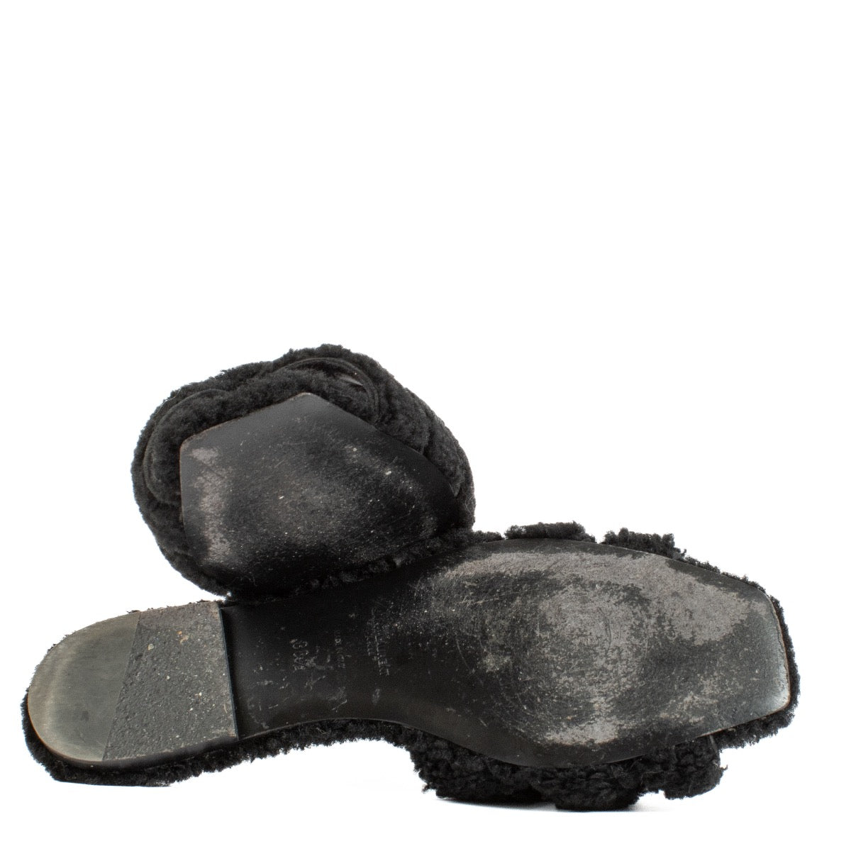 shop 100% authentic second hand Saint Laurent Black Tribute Slides - Size 38 1/2 on Labellov.com