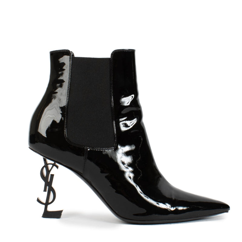 Shop safe online at Labellov in Antwerp, Brussels and Knokke this 100% authentic second hand Saint Laurent Black Patent Opyum YSL Boots - Size 39,5