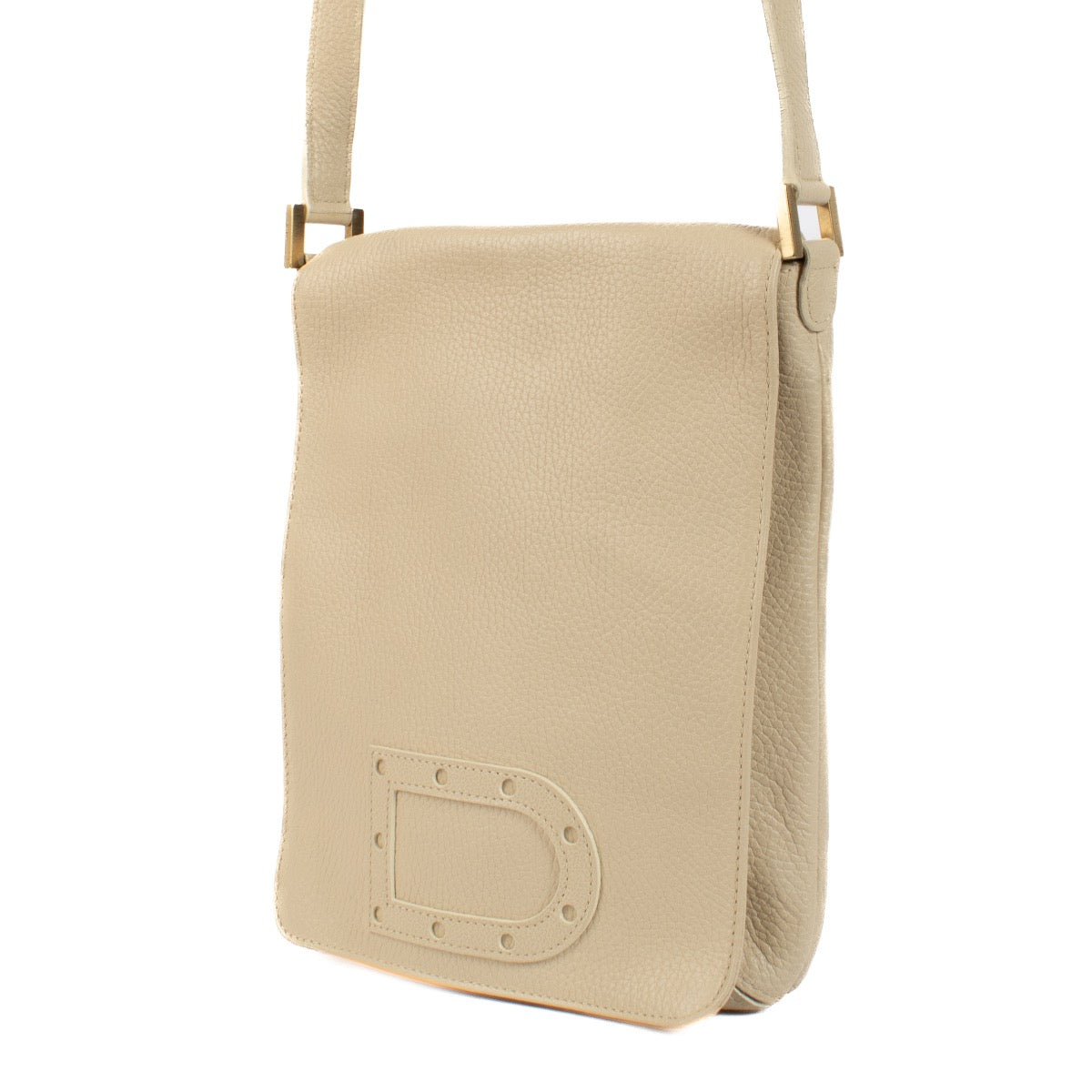 Shop safe online at Labellov in Antwerp, Brussels and Knokke this 100% authentic second hand Delvaux Beige Louise Baudrier PM Crossbody Bag