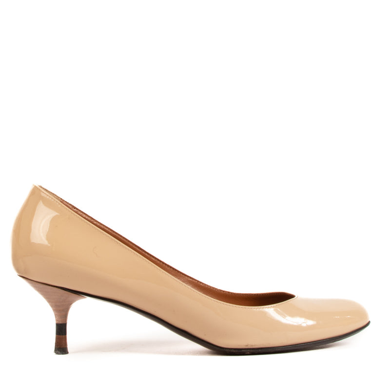Fendi Nude Lakleren Hakken - Maat 38.5