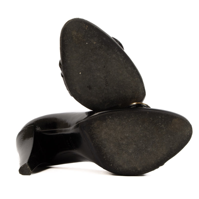 Shop 100% authentic second-hand Gucci Black Patent Leather Heels - Size 38 on Labellov.com
