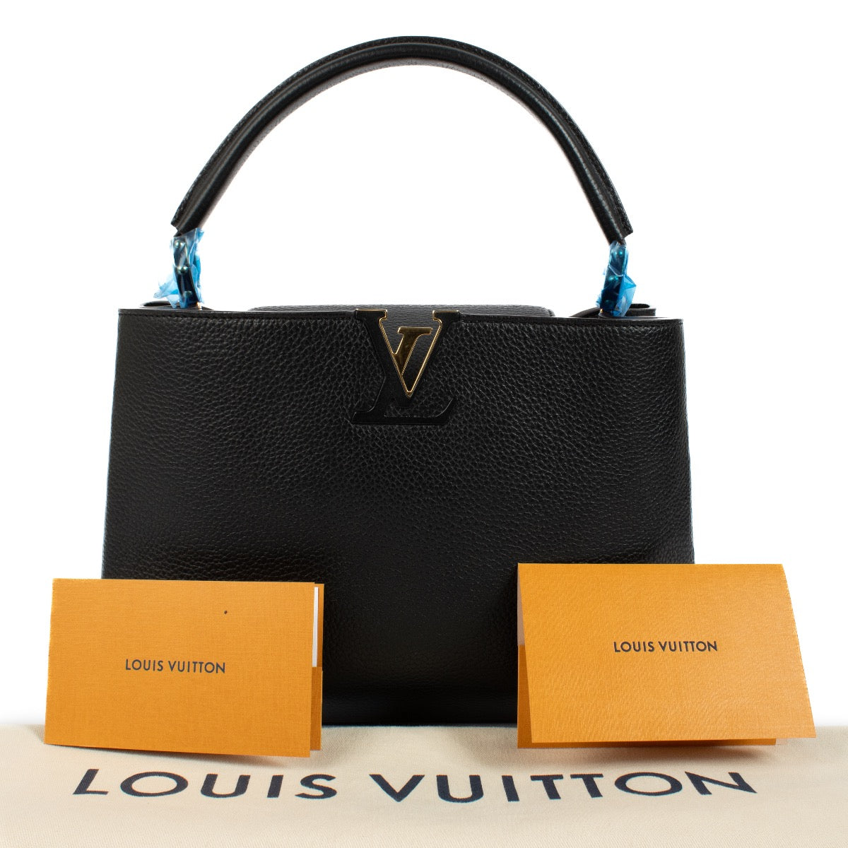 Authentic second hand Louis Vuitton Black Capucines MM Bag on Labellov.com