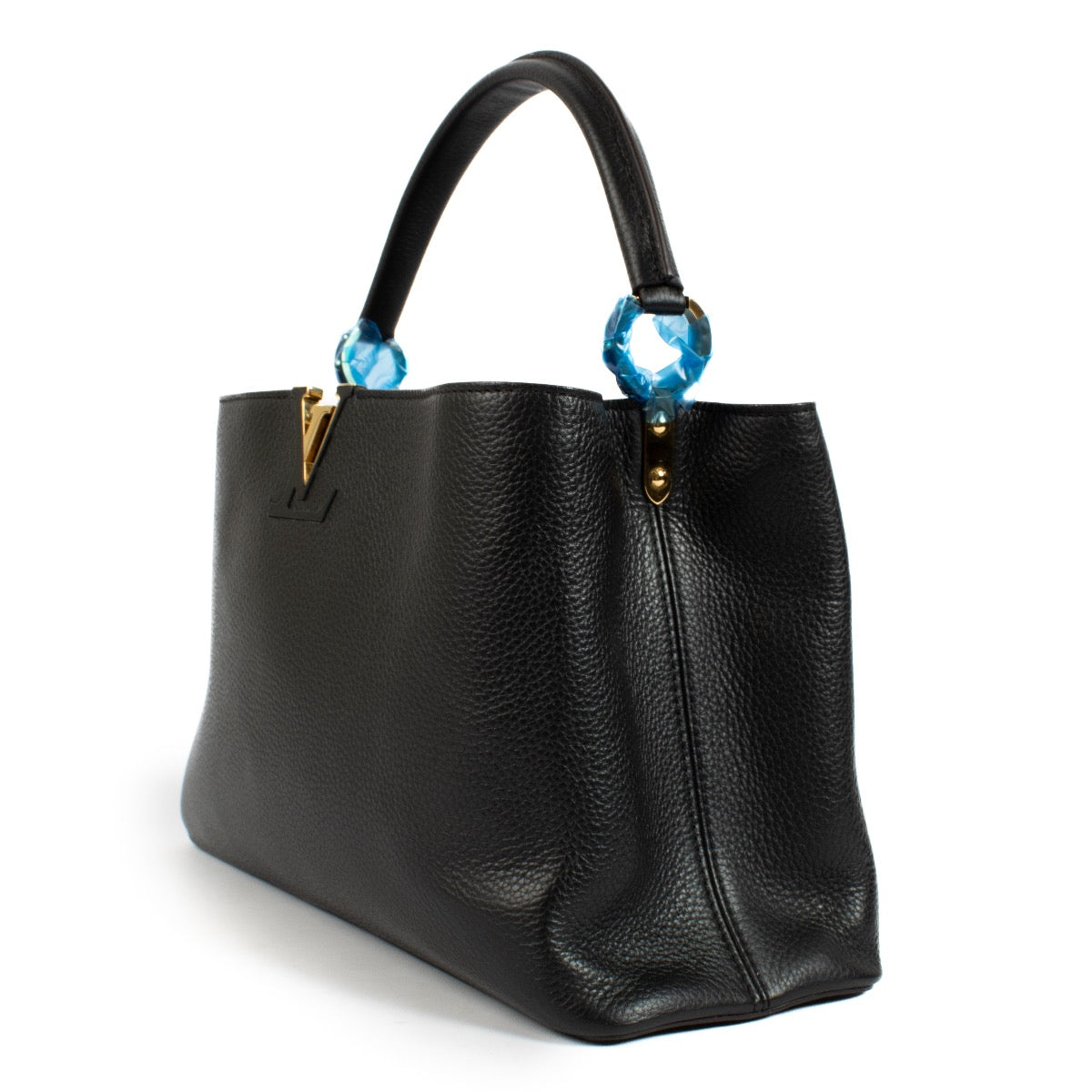 Authentic second hand Louis Vuitton Black Capucines MM Bag on Labellov.com