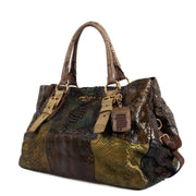 Pre-owned Prada python bag in good condition on www.Labellov.com