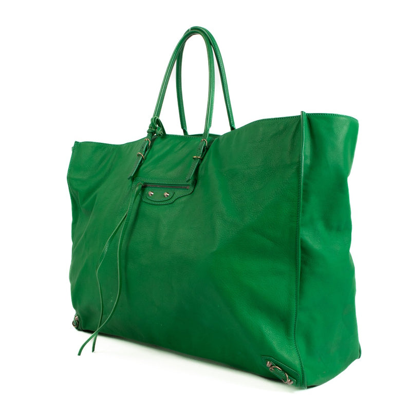 authentic second hand Balenciaga Green Papier XL on Labellov.com