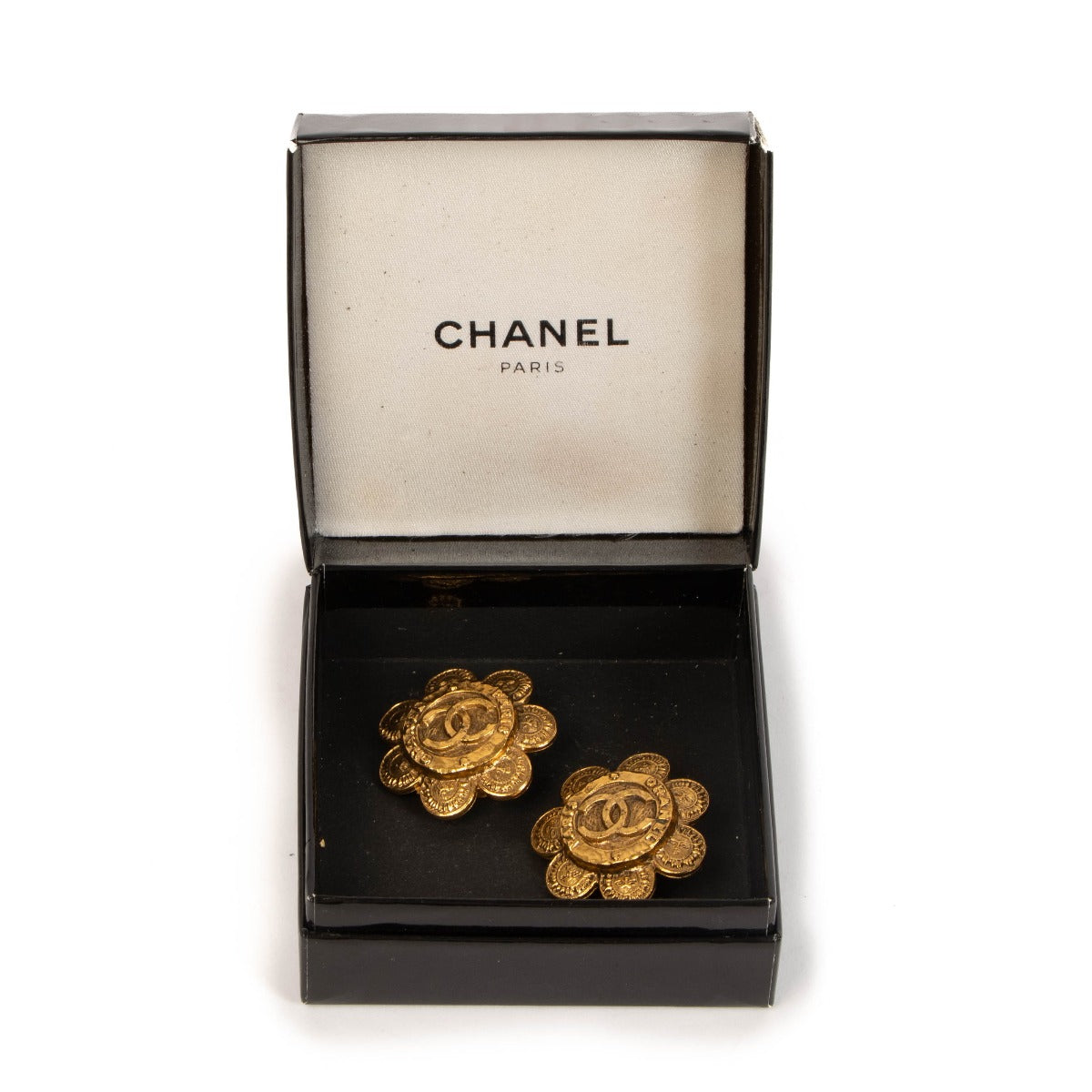 shop 100% authentic second hand Chanel Gold CC Flower Earrings on Labellov.com