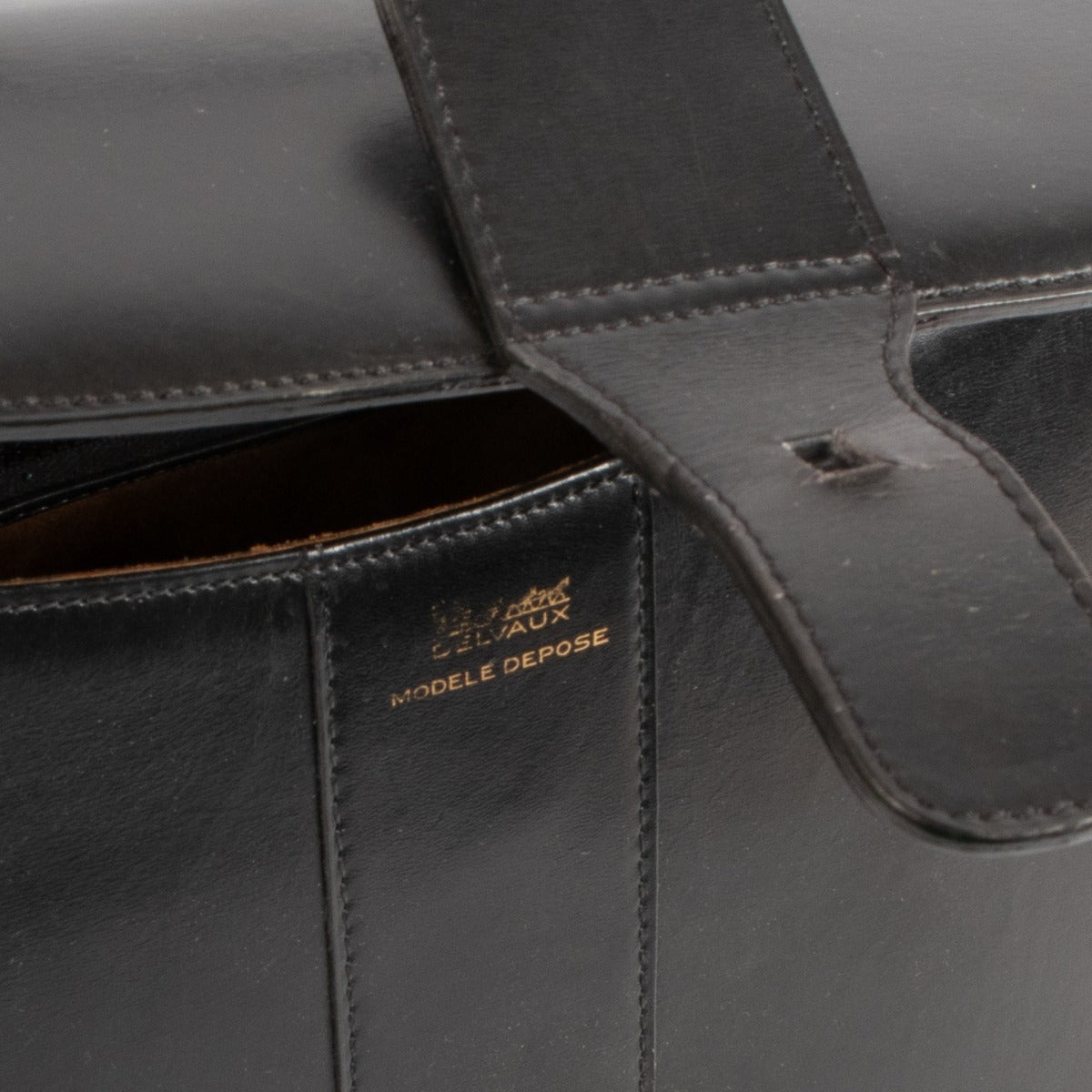 Delvaux jaren 70 Brillant MM Zwart Box Calf