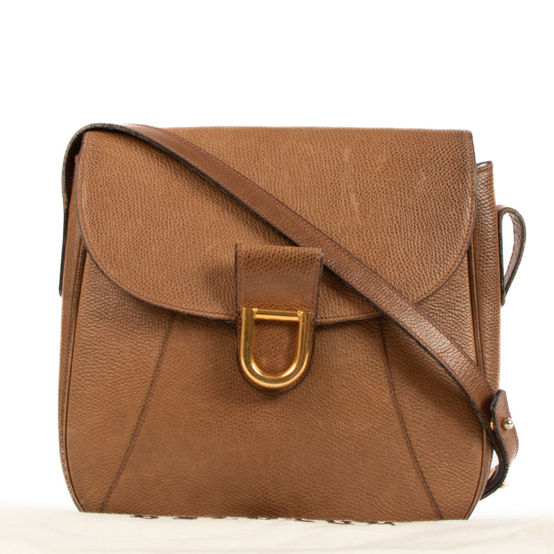 Are you looking for a unique Delvaux Brown Vintage Crossbody Bag? Sell or buy yours at Labellov