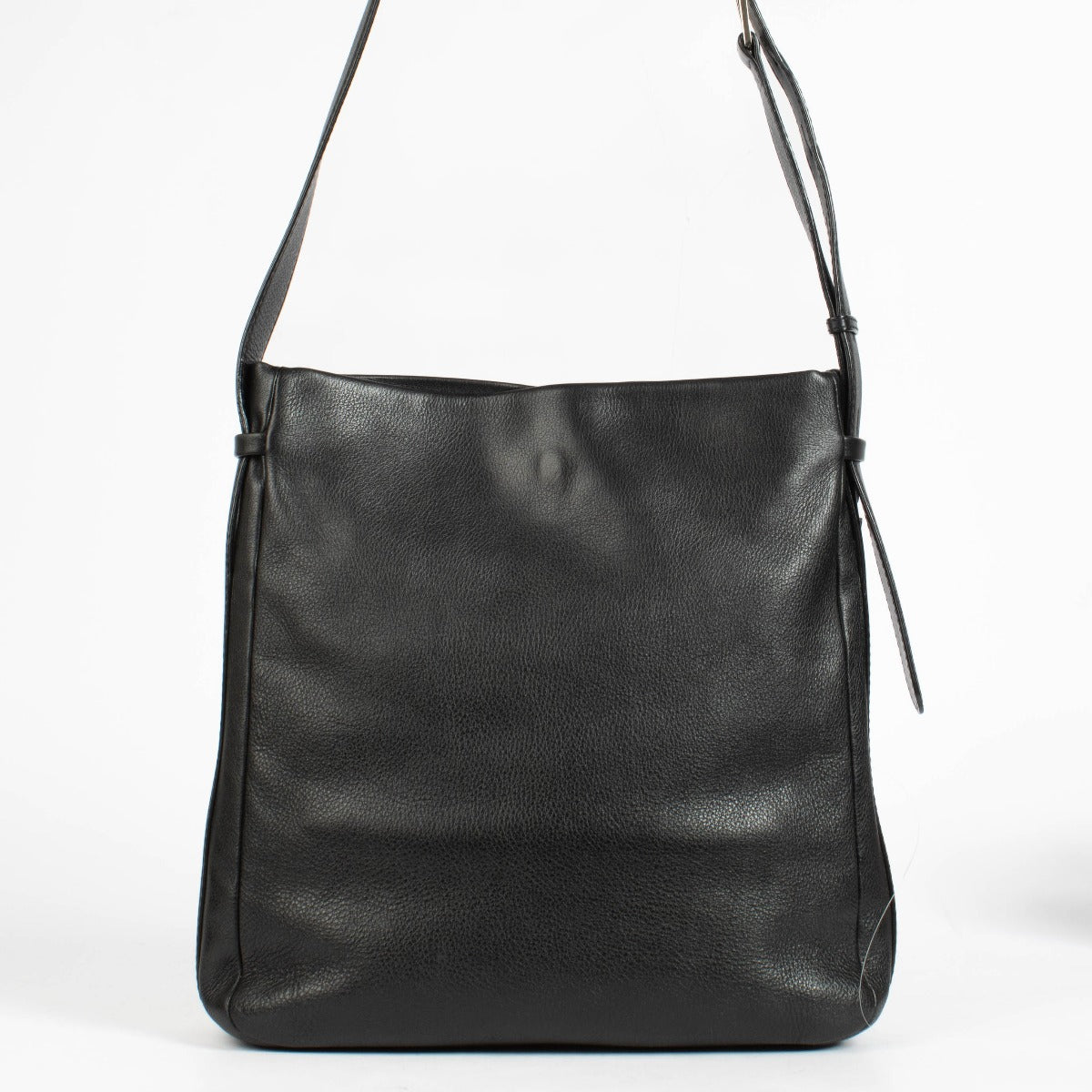 Authentic pre-loved Delvaux Black Leather Crossbody Bag on Labellov.com.
