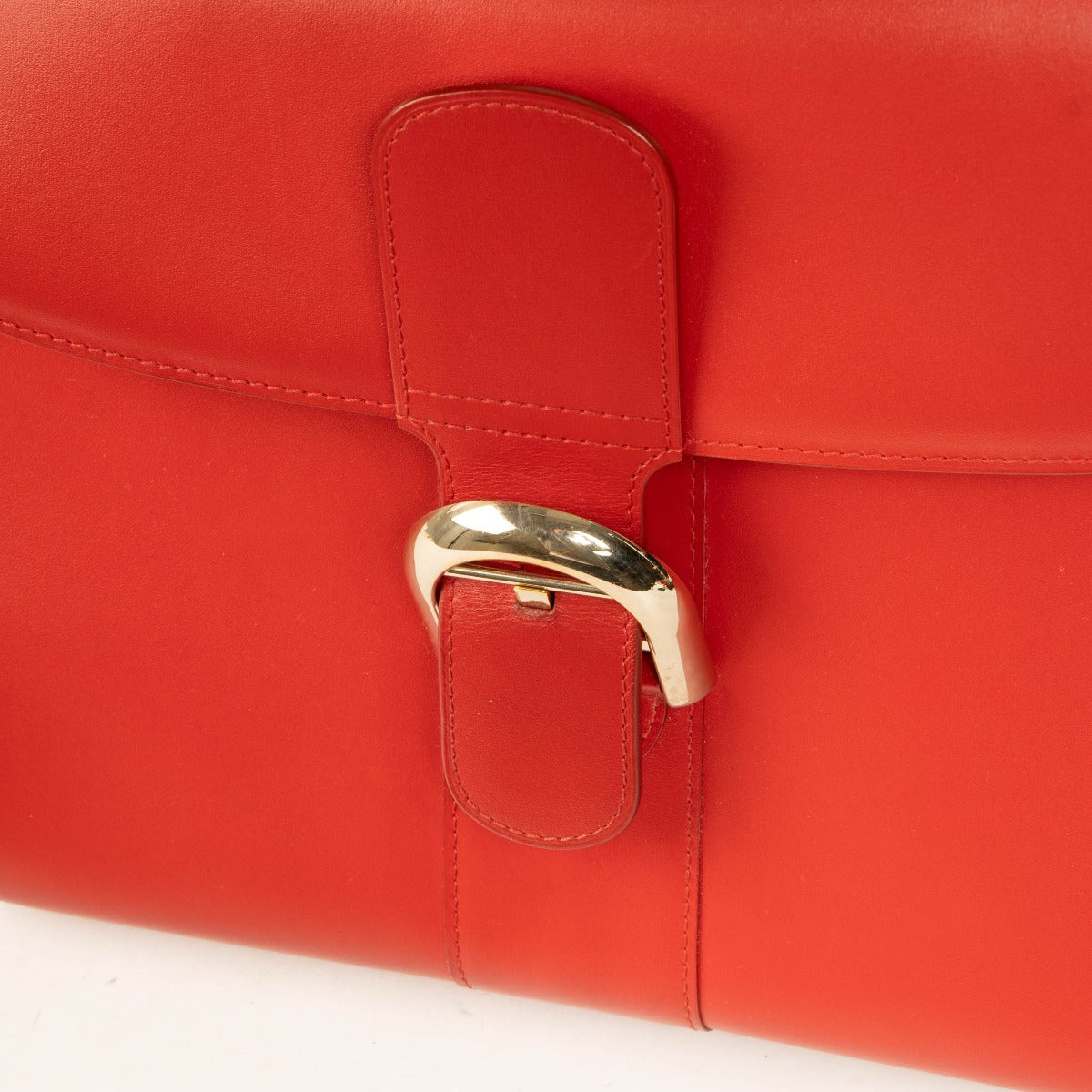 Authentic pre-loved Delvaux Lipstick Red Boxcalf MM Brillant on Labellov.com