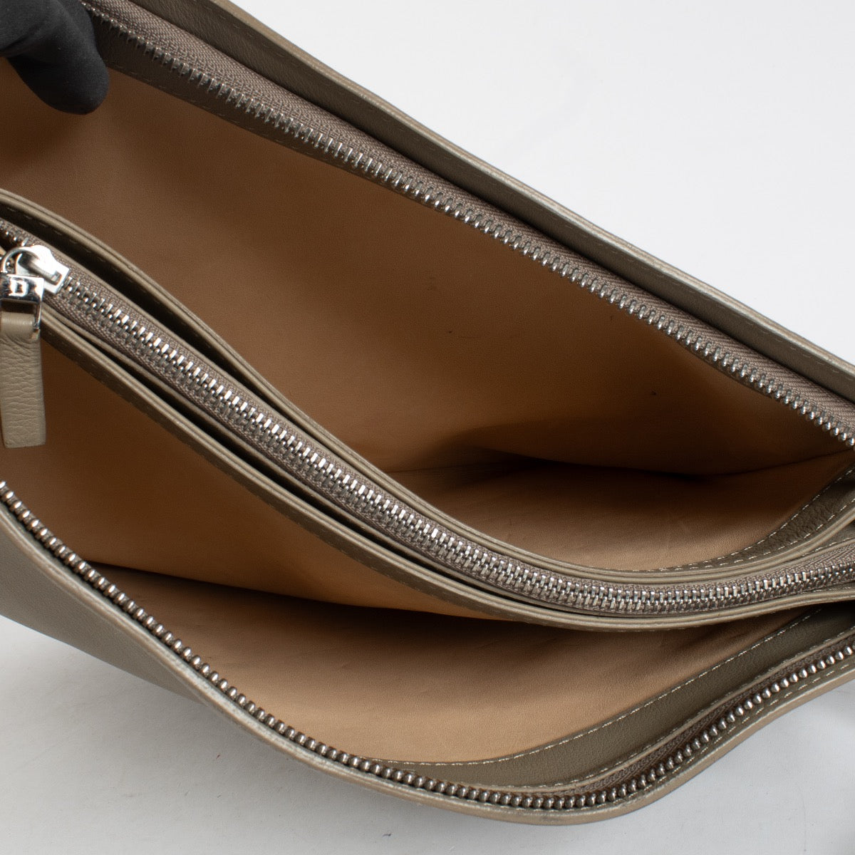 authentic preloved Delvaux Taupe Allure Trio Bag on Labellov.com