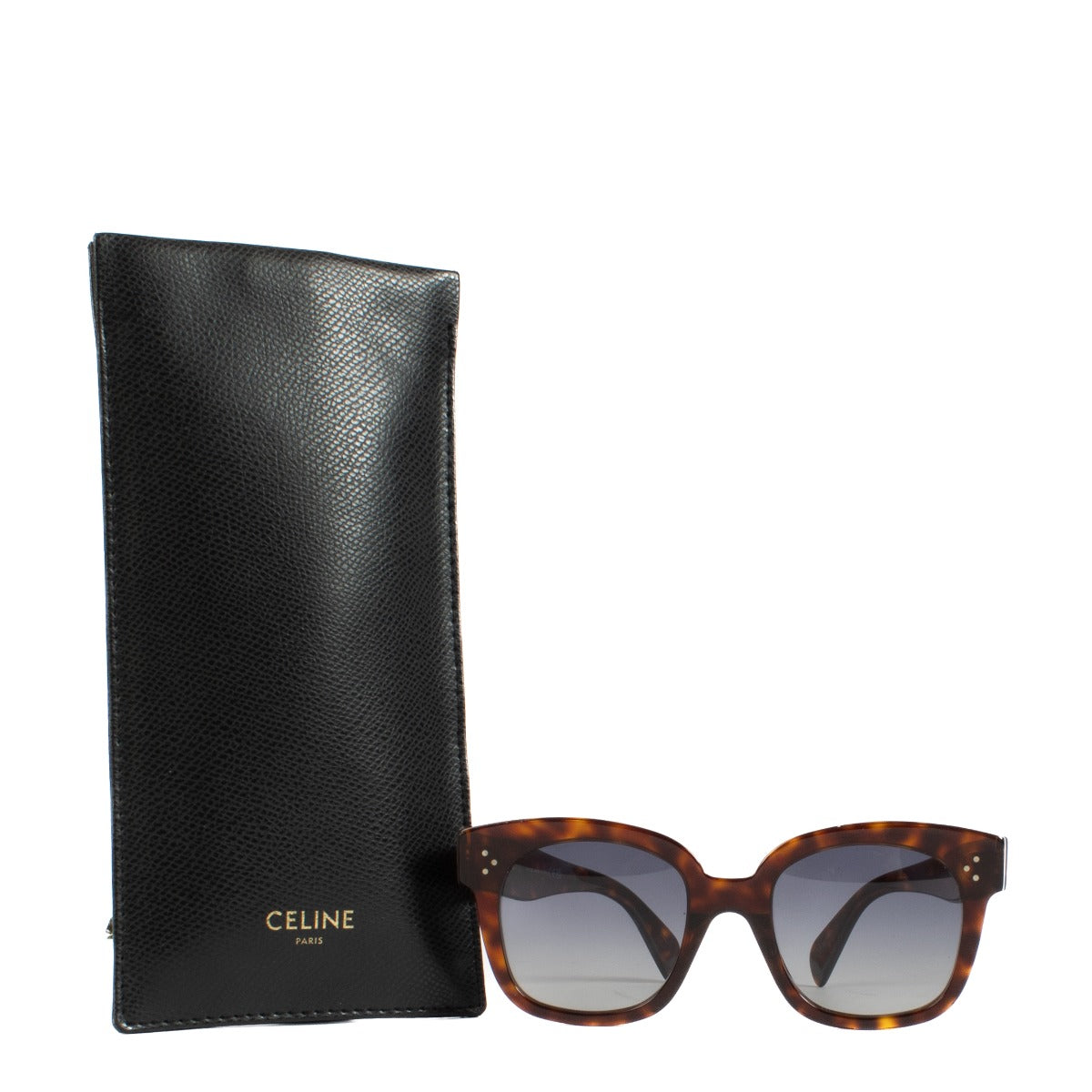 Shop safe online at Labellov in Antwerp, brussels and Knokke this 100% authentic second hand Celine Brown Tortoise CL4002UN Sunglasses