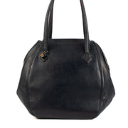 Are you looking for an authentic Delvaux Midnight Blue Vintage Shoulder Bag ? We buy and sell your preloved and new designer bags for the best price.