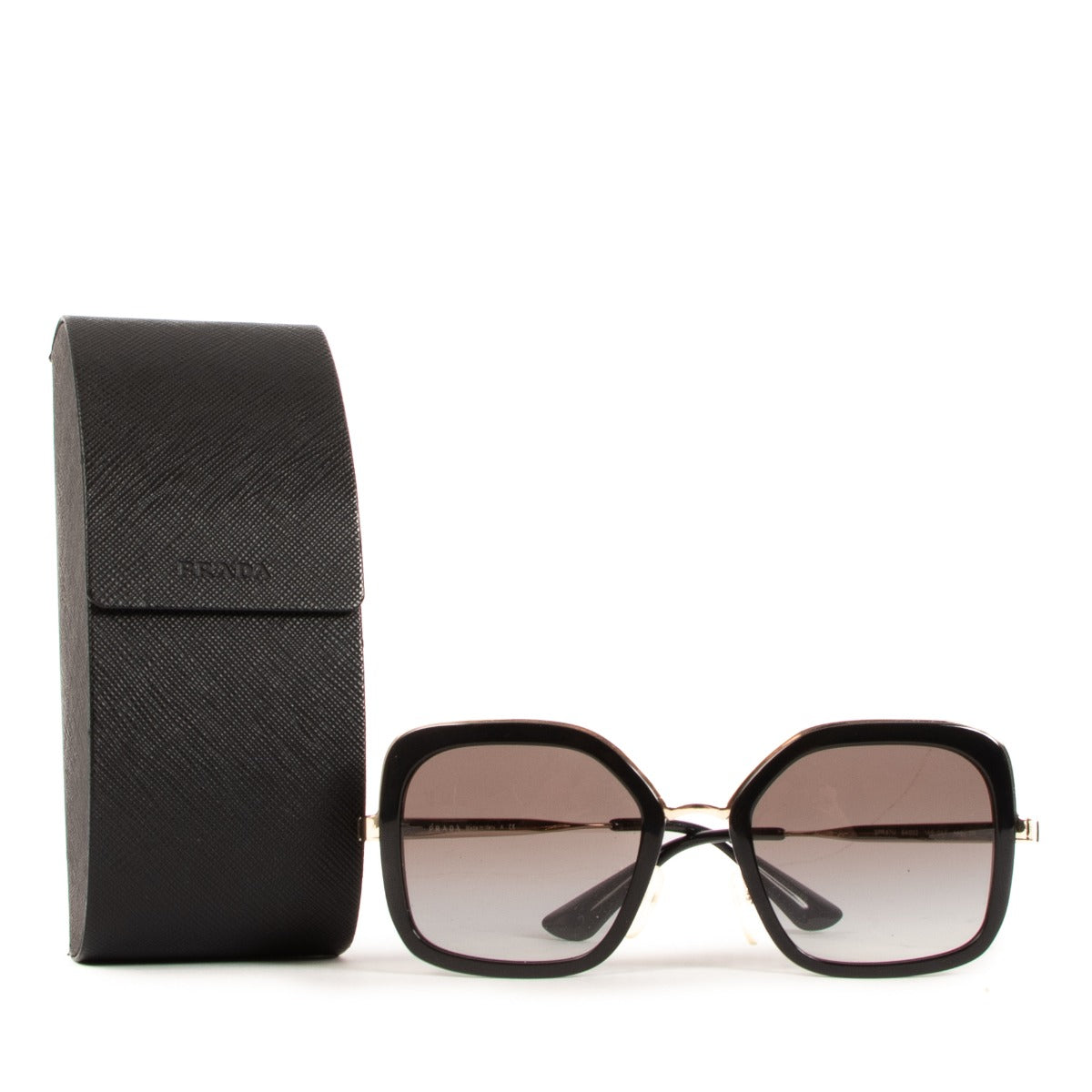 Lunettes de soleil carrées noires Prada