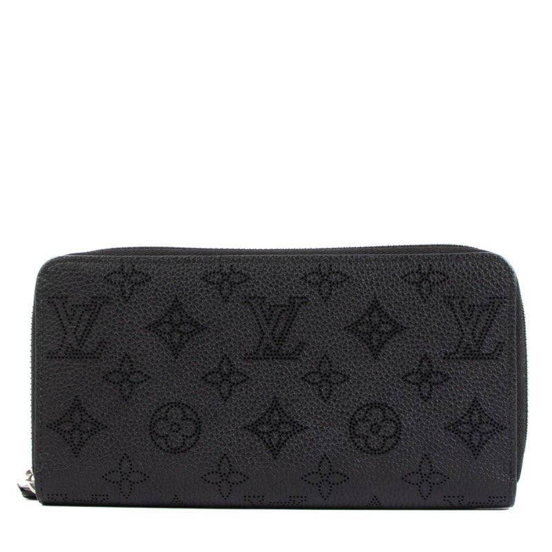 Louis Vuitton Black Mahina Leather Zippy Wallet