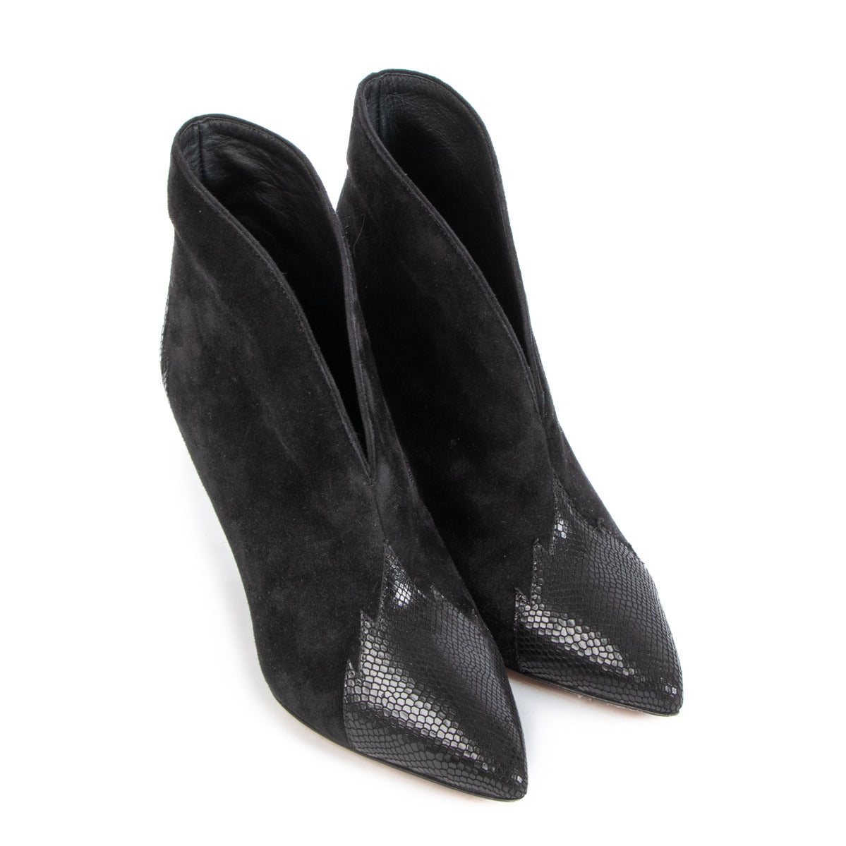 Isabel Marant Suede Black Boots - size 38 for the best price at Labellov secondhand luxury in Antwerp