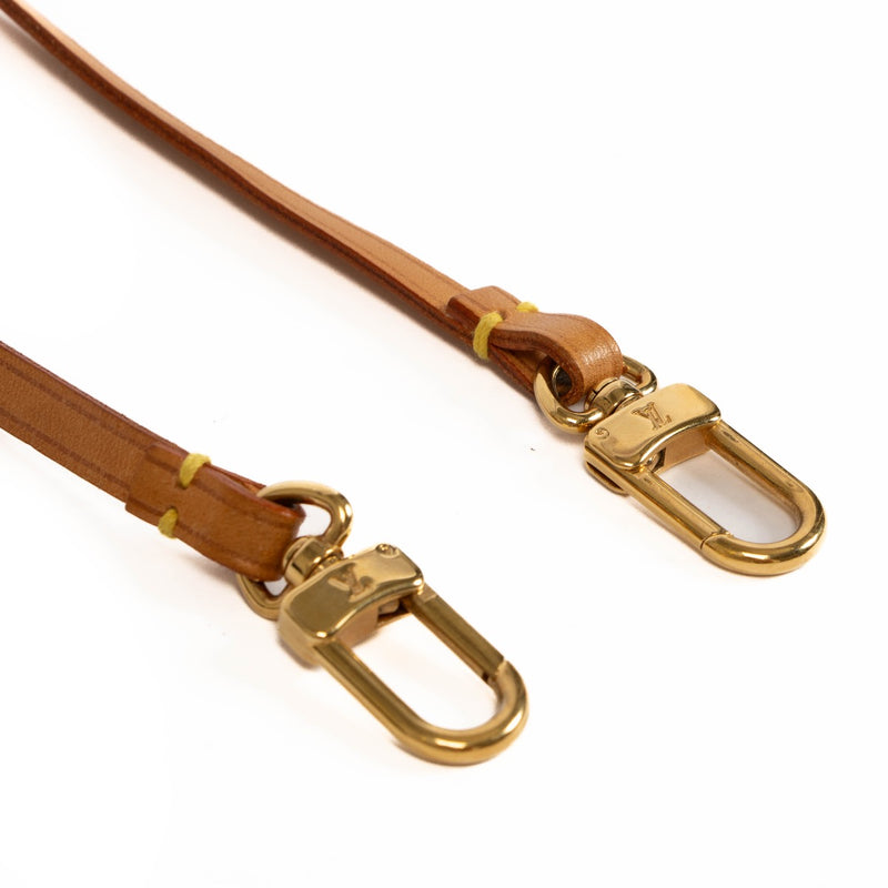 Buy real bag strap from Louis Vuitton with patina at Labellov in Antwerp, Knokke or Brussels.