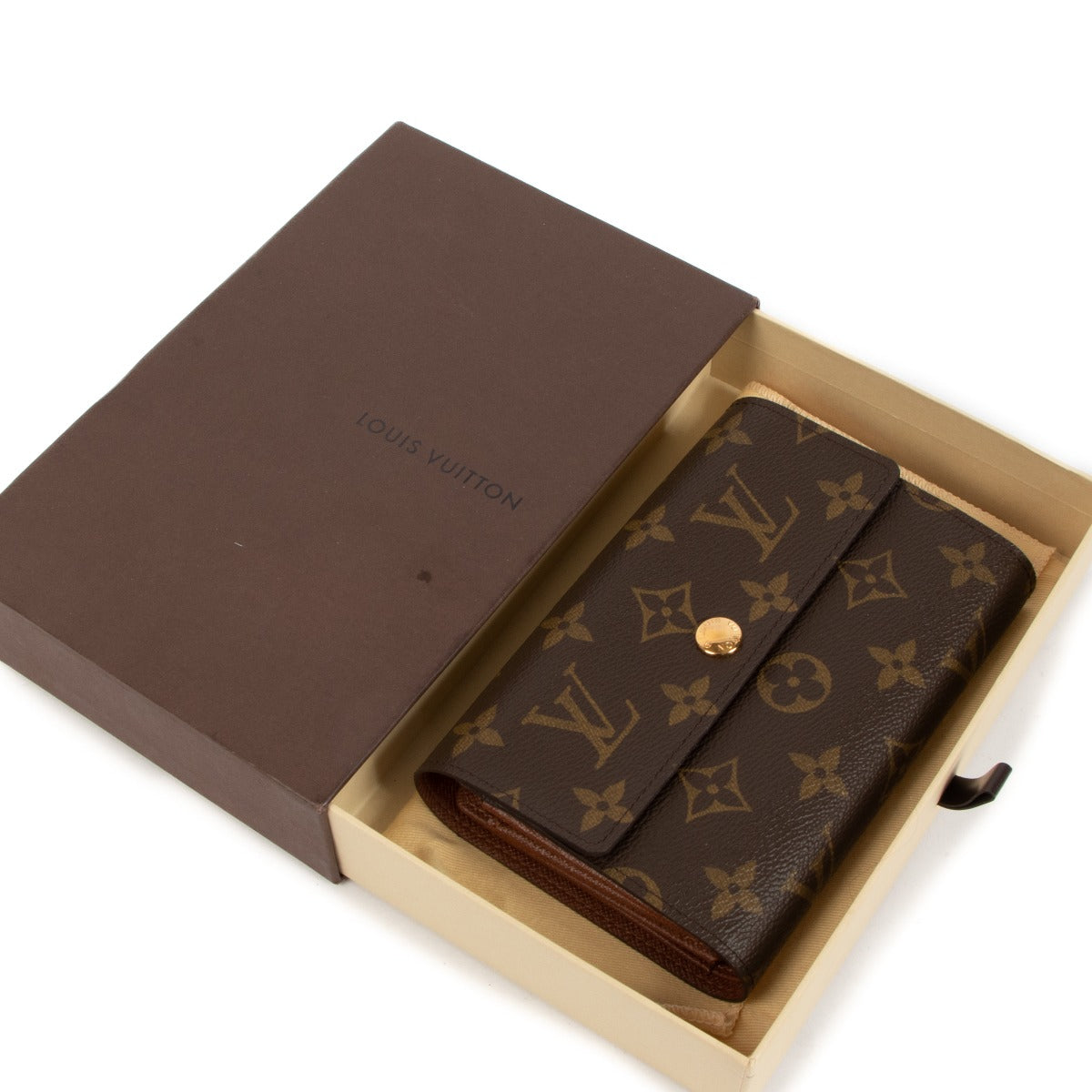 Shop a 100% authentic Louis Vuitton Monogram Canvas Alexandra Wallet on Labellov.com