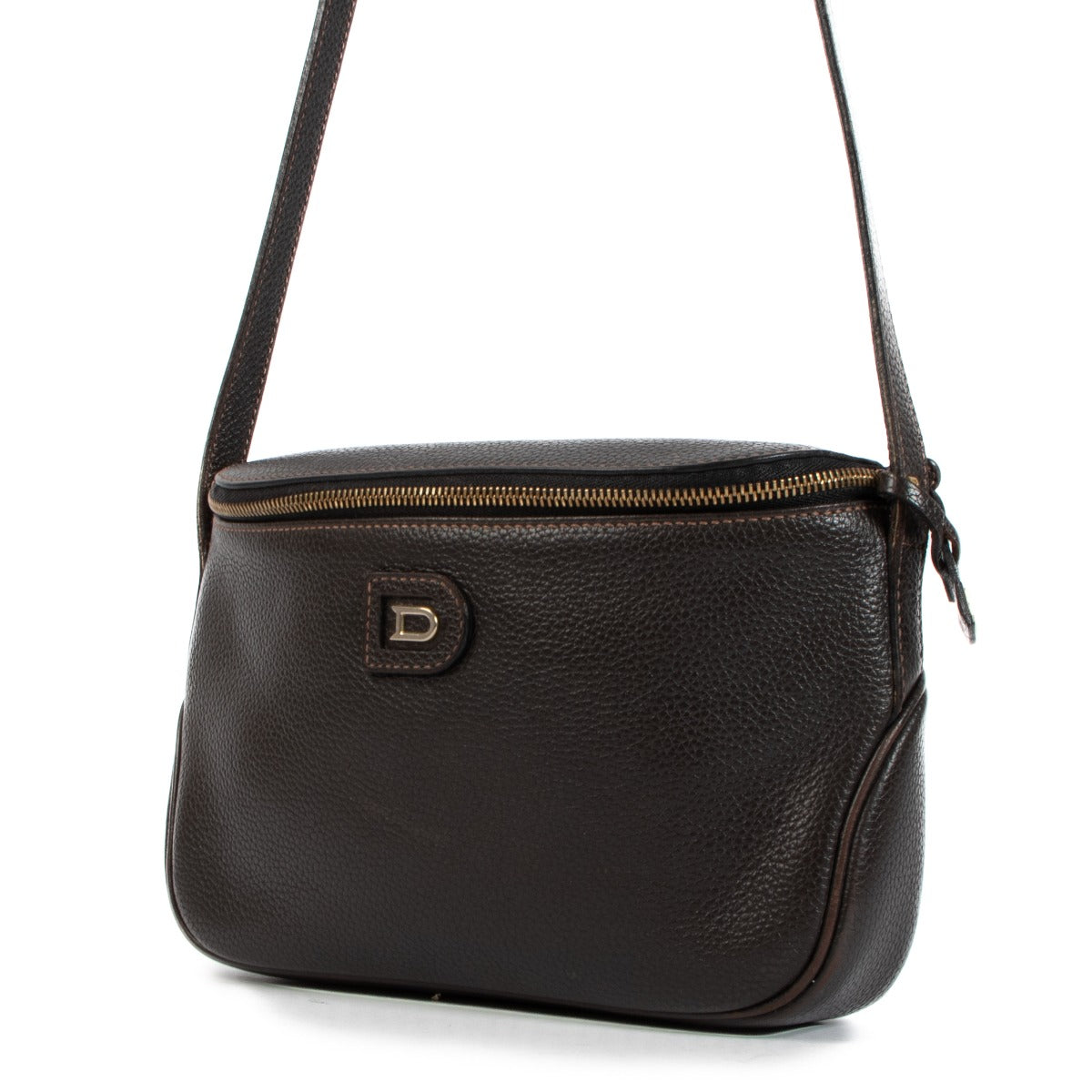 Shop a 100% authentic Delvaux Macao Brown Leather Crossbody Bag on Labellov.com
