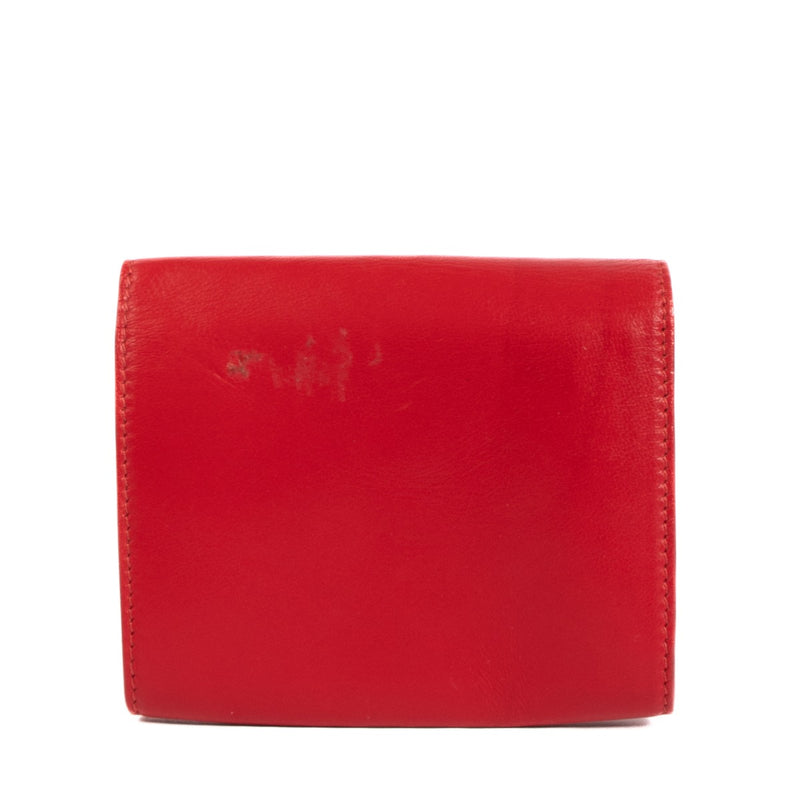 Shop safe online at Labellov in Antwerp, Brussels and Knokke this 100% authentic second hand Celine Red Small Compact Wallet