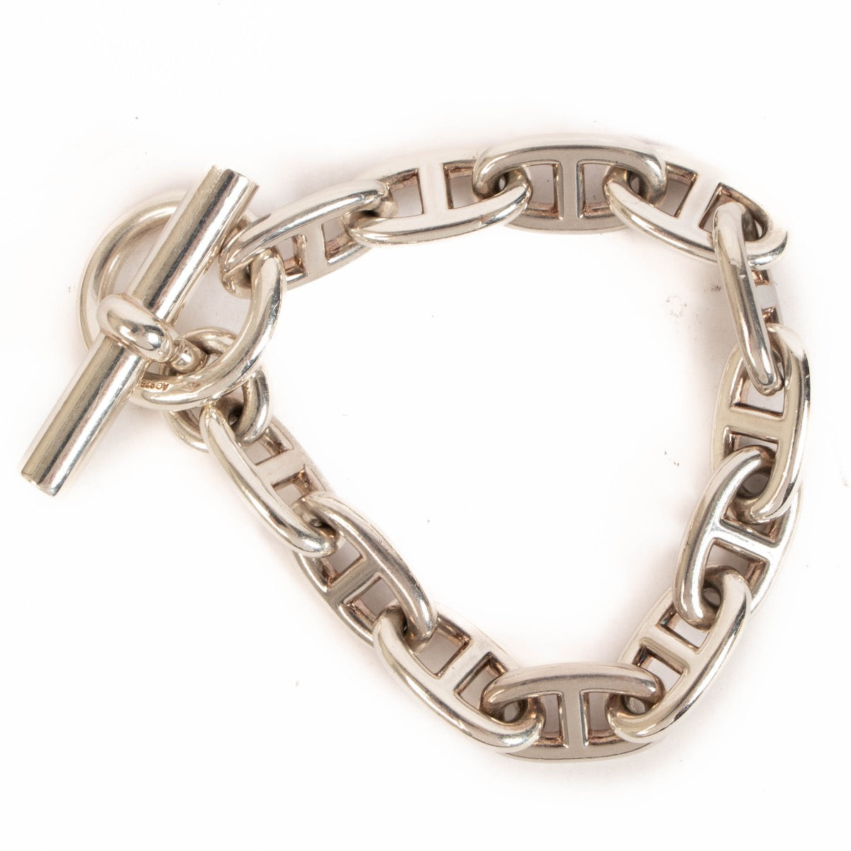 Shop safe online at Labellov in Antwerp, Brussels and Knokke this 100% authentic second hand Hermès Chaine d'Ancre Large Sterling Silver Bracelet