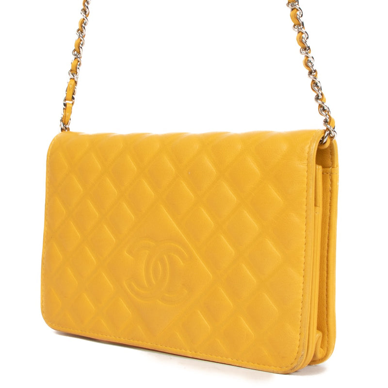 Chanel CC Geel Kalfsleren Portemonnee aan Ketting