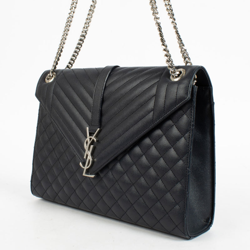 Shop the authentic Saint Laurent Blue Large Envelope Bag second hand on Labellov.com.
