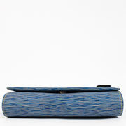 LL09249 Louis Vuitton blue Epi leather Crossbody