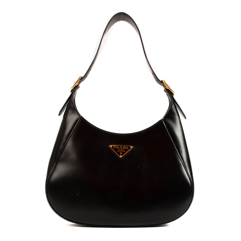 Prada Black Leather Shoulder Bag fort he best price at Labellov secondhand luxury