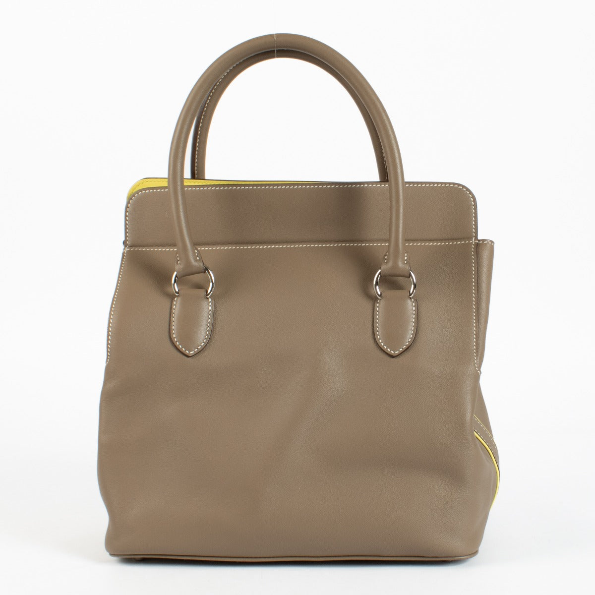 Authentic pre-loved Hermès Toolbox 26 Tilt Veau Swift Etoupe Soufre PHW on Labellov.com