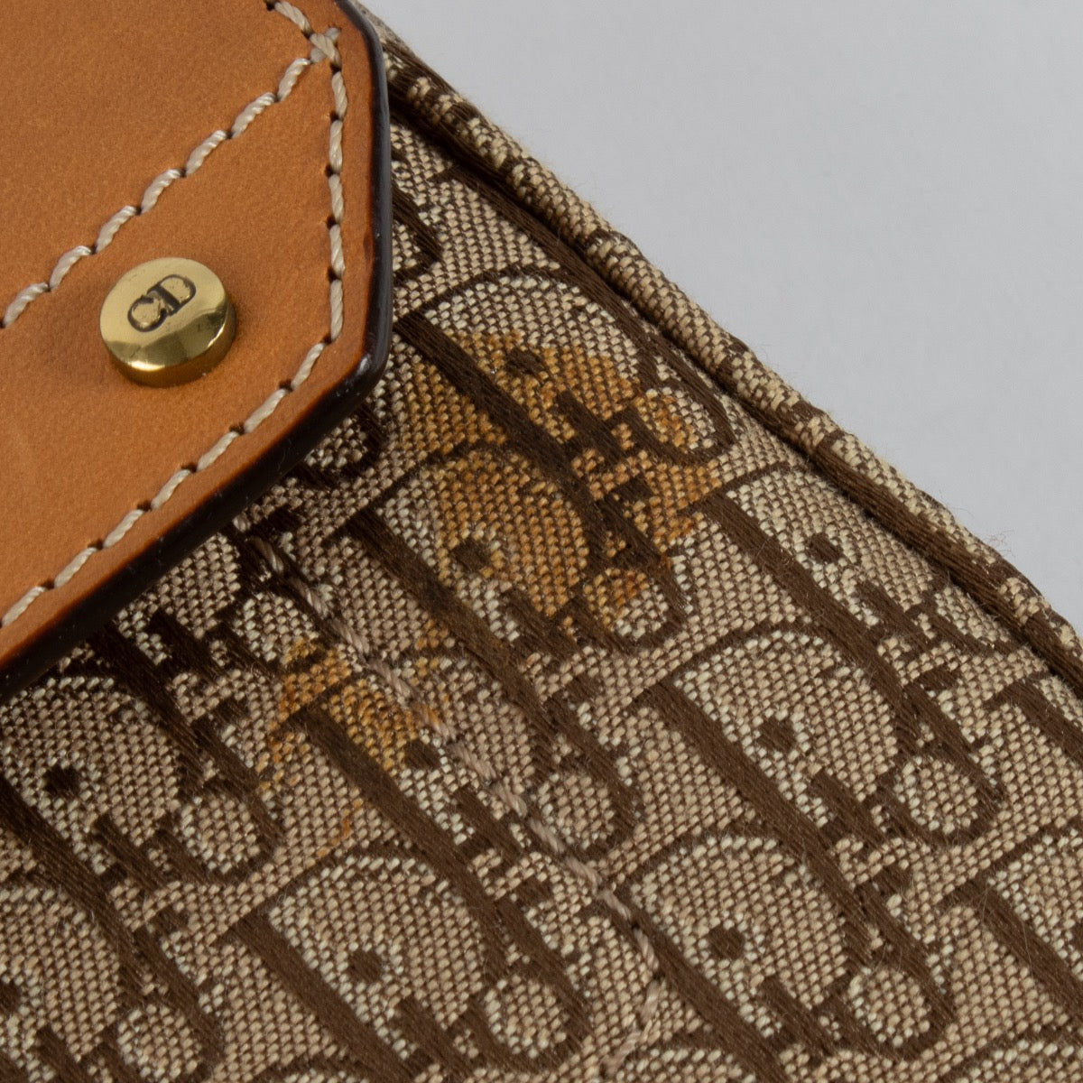 Authentic second hand Christian Dior Monogram Shoulder bag on Labellov.com