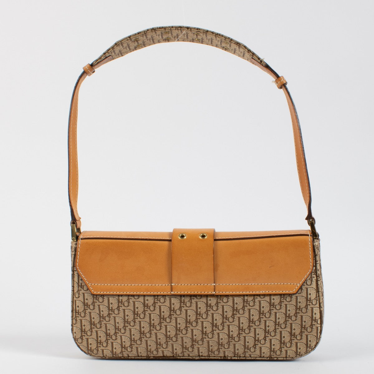 Authentic second hand Christian Dior Monogram Shoulder bag on Labellov.com