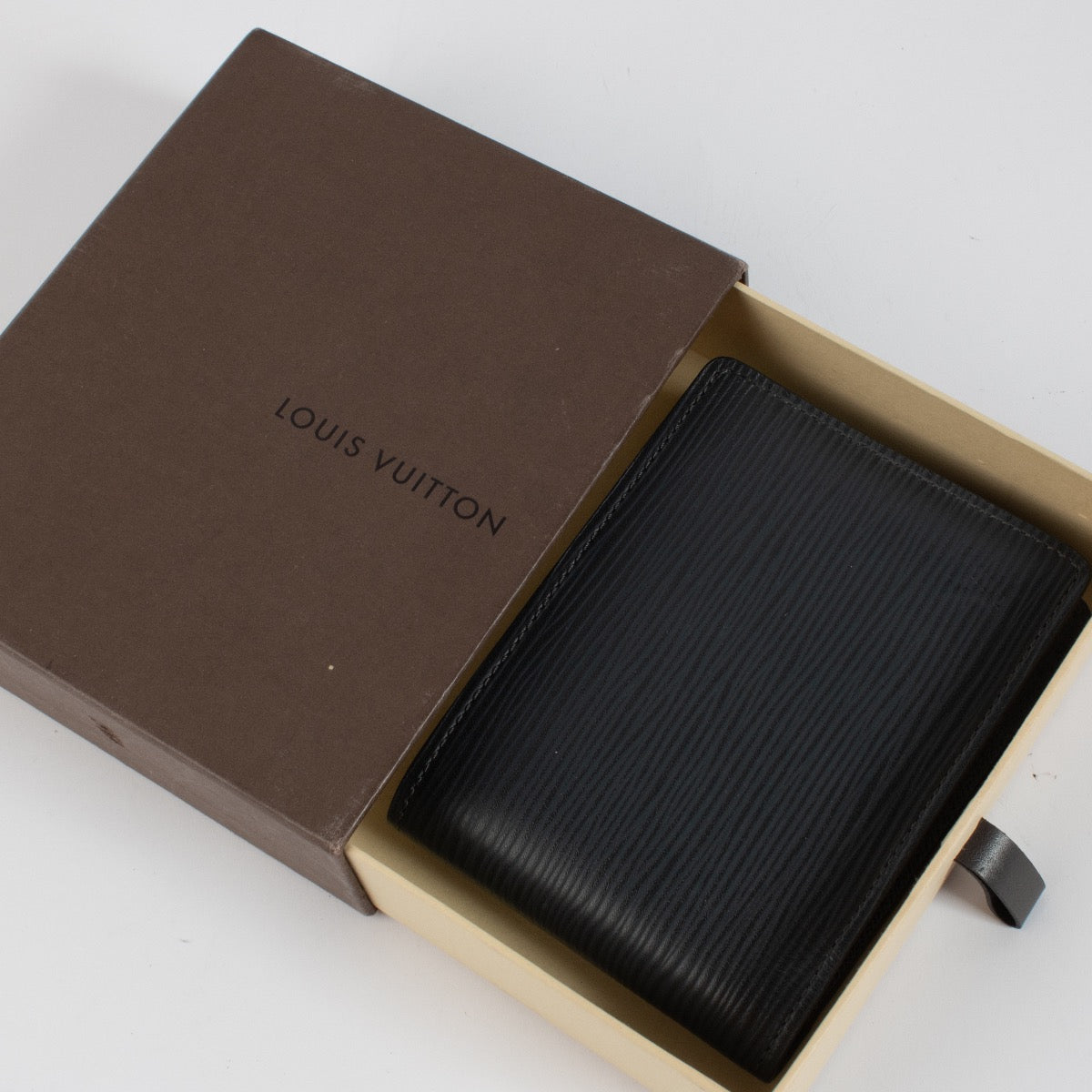 Authentic second hand Louis Vuitton Black Epi Leather Wallet on Labellov.com