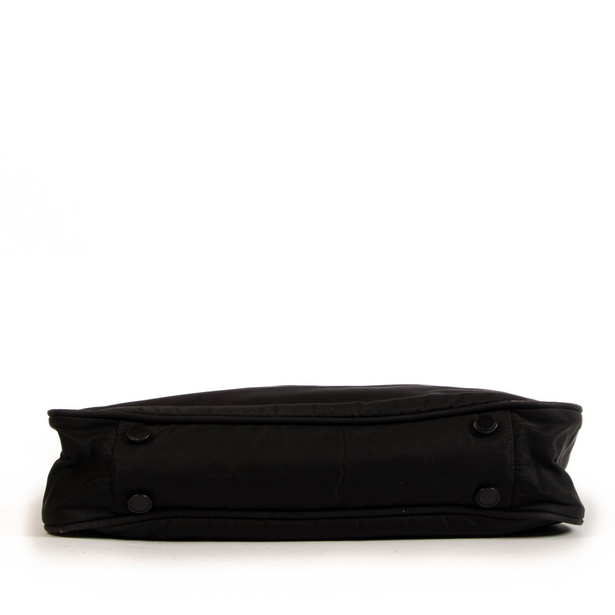 Shop safe online at Labellov in Antwerp, Brussels and Knokke this 100% authentic second hand Prada Black Nylon Shoulder Bag