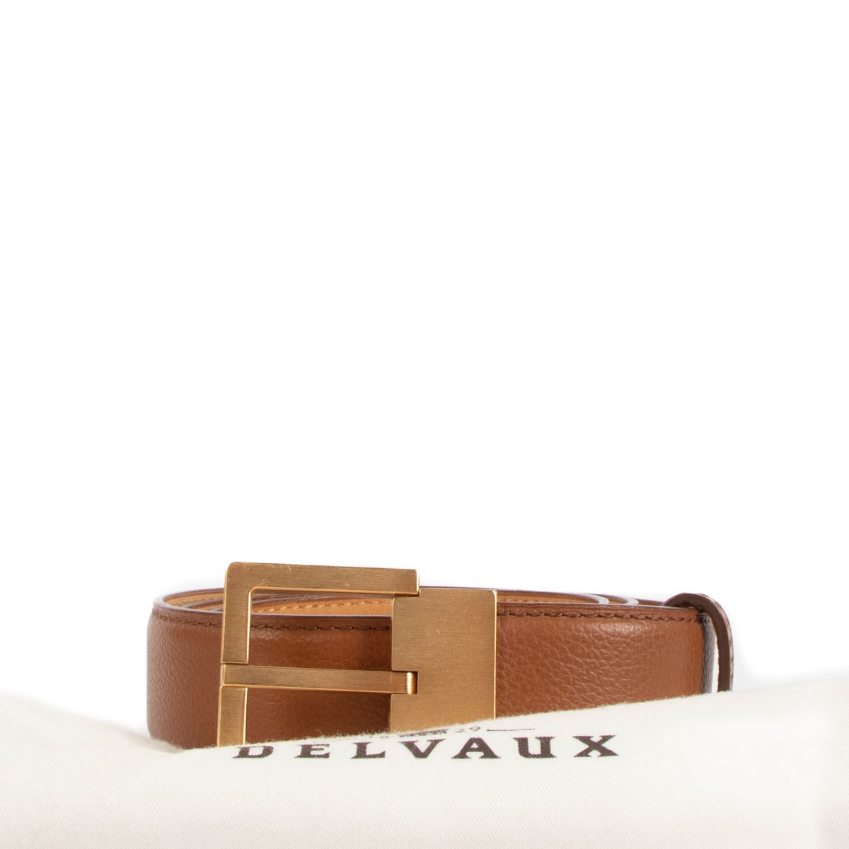 Delvaux belt in good condition with gold buckle and cognac leather buy preloved Antwerp Labellov