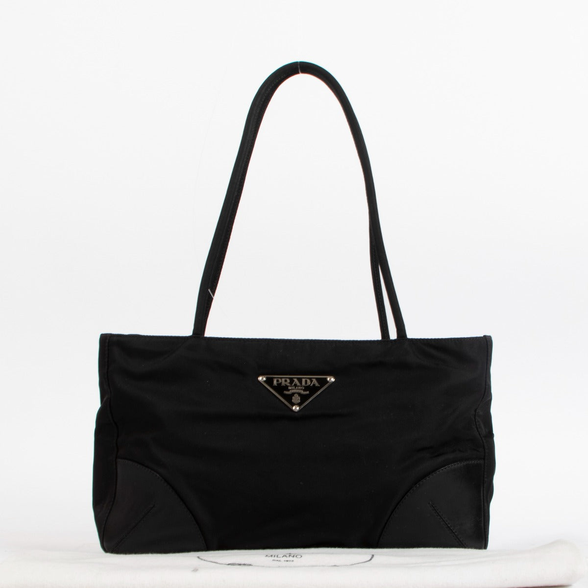 Sac porté épaule Prada en nylon noir avec logo