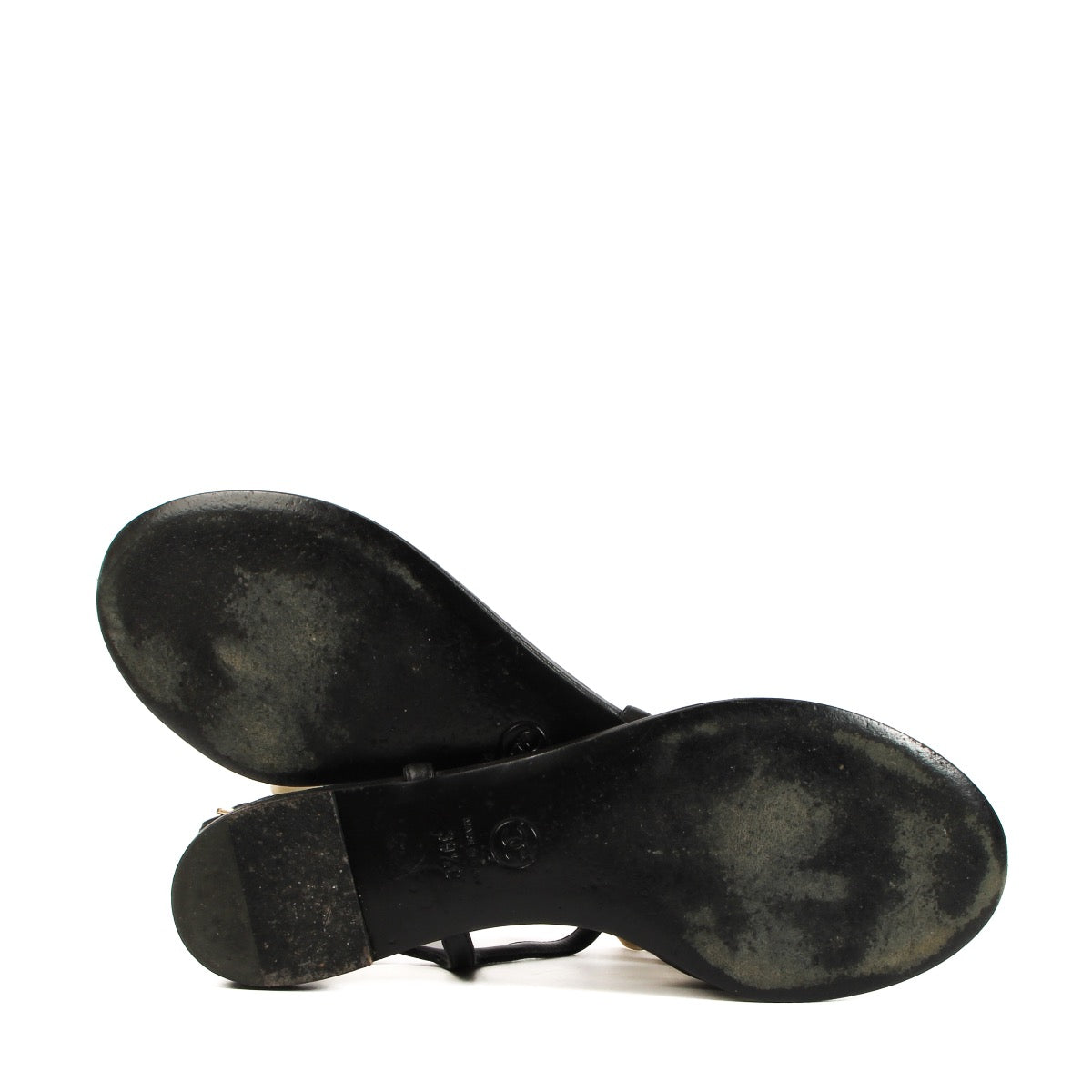 Shop 100% authentic second-hand Chanel Camellia Thong Sandals on Labellov.com
