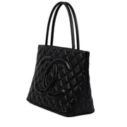 Shop 100% authentic second-hand Chanel Black Medaillon Top Handle on Labellov.com