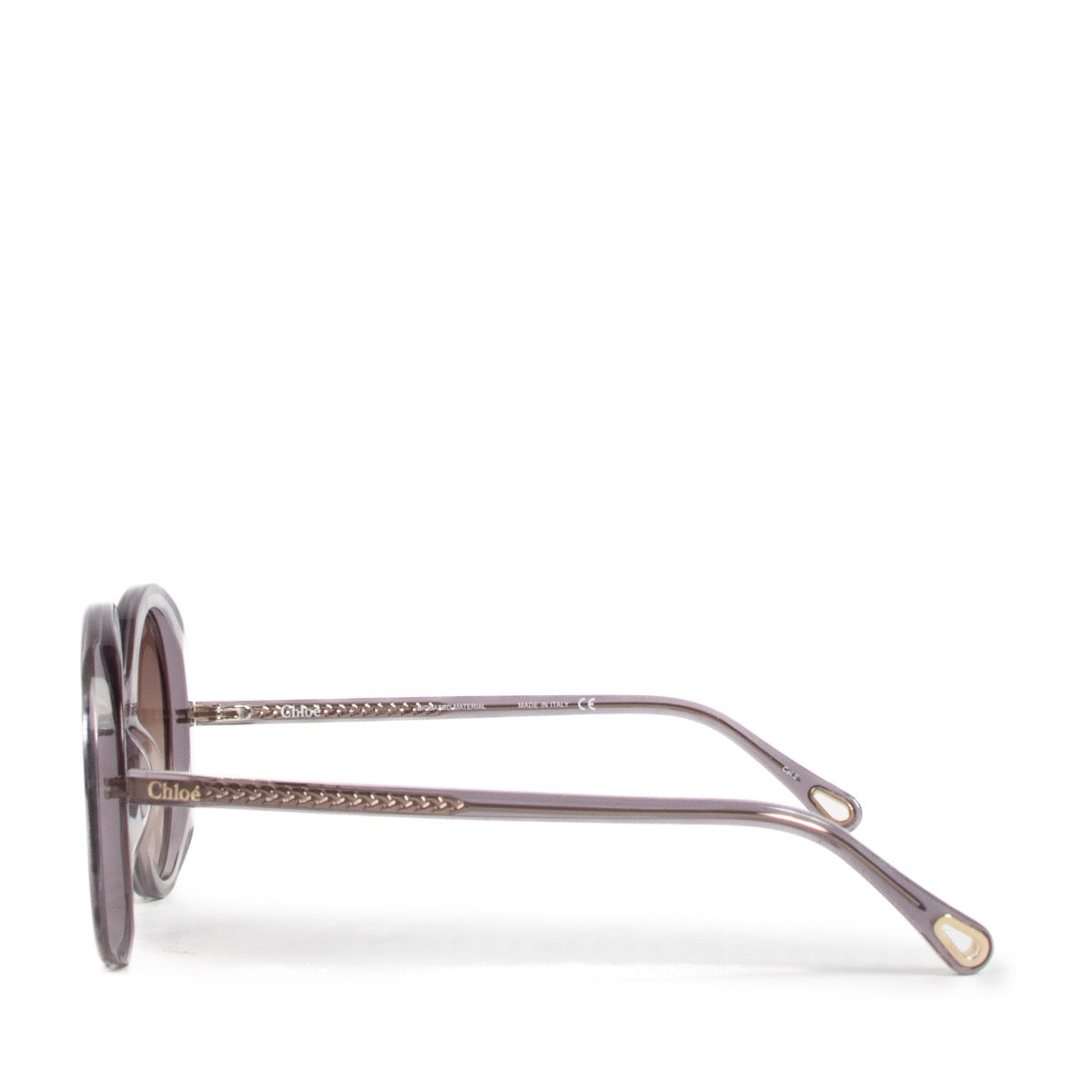 Shop safe online at Labellov in Antwerp, Brussels and Knokke these 100% authentic second hand Chloé Light Purple Acetate Sunglasses