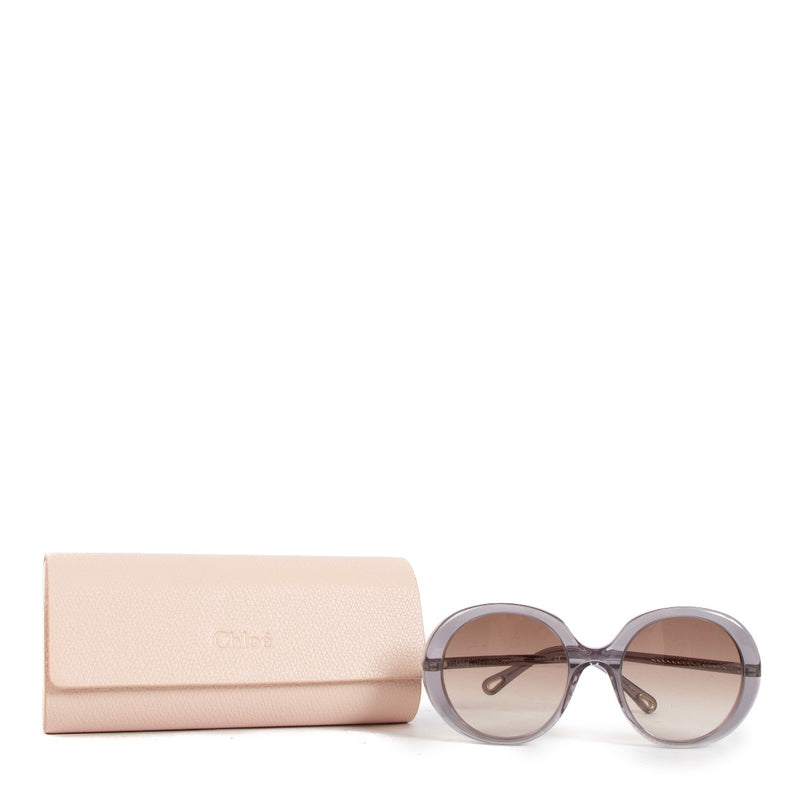 Shop safe online at Labellov in Antwerp, Brussels and Knokke these 100% authentic second hand Chloé Light Purple Acetate Sunglasses