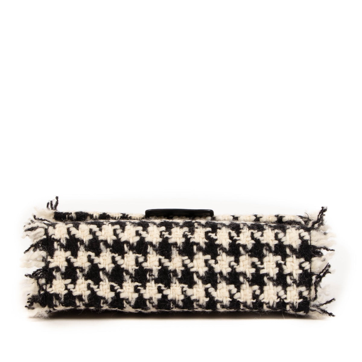 Shop safe online at Labellov in Antwerp, Brussel and Knokke this 100% authentic second hand Dolce & Gabbana black and white tweed Crossbody