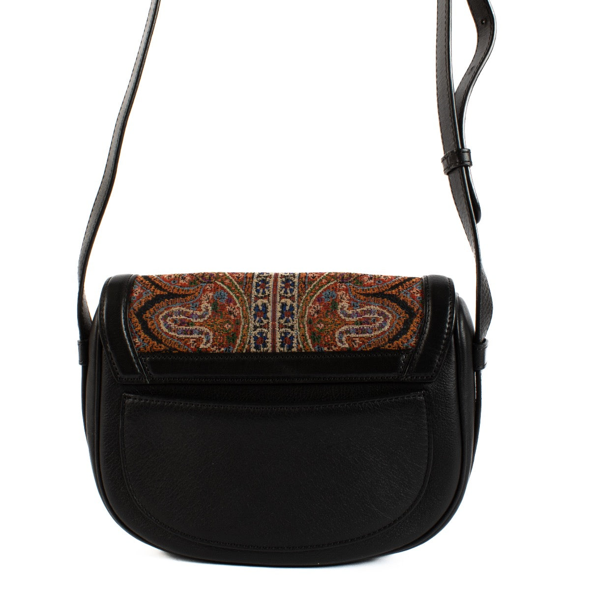 Shop safe online at Labellov in Antwerp, Brussels and Knokke this 100% authentic second hand Etro Black Leather Tapestry Crossbody Bag. Koop veilig tweedehands online Etro Black Leather Tapestry Crossbody Bag bij Labellov.