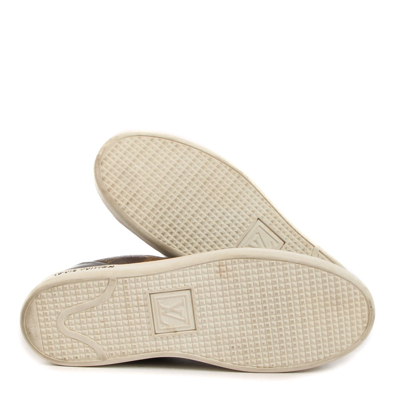 Buy real authentic preloved Louis Vuitton Monogram Frontrow Sneakers safe online at Labellov.com or in Brussels, Knokke and Antwerp