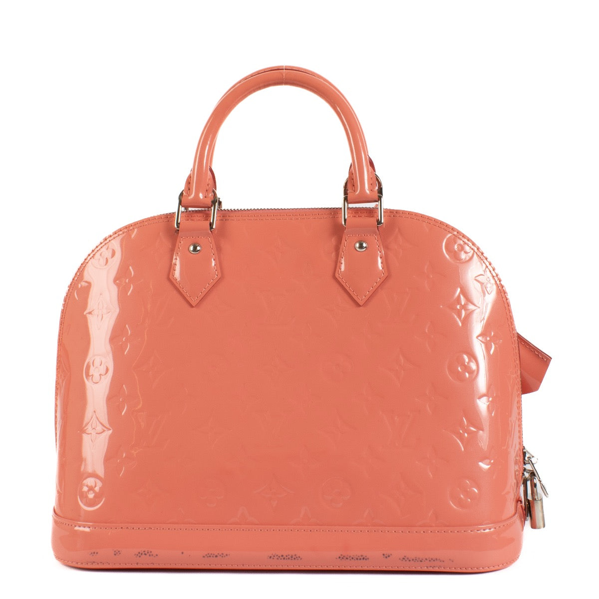 Shop safe online at Labellov in Antwerp, Brussels and Knokke this 100% authentic Louis Vuitton Rose Litchi Monogram Vernis Alma PM Bag. Koop veilig online tweedehands authentieke Louis Vuitton Rose Litchi Monogram Vernis Alma PM Bag.