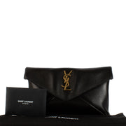 Saint Laurent Black Small Cassandre Clutch aan de beste prijs bij Labellov tweedehands luxe in Antwerpen en Knokke. We buy and sell your preloved and brand new designer bags.
