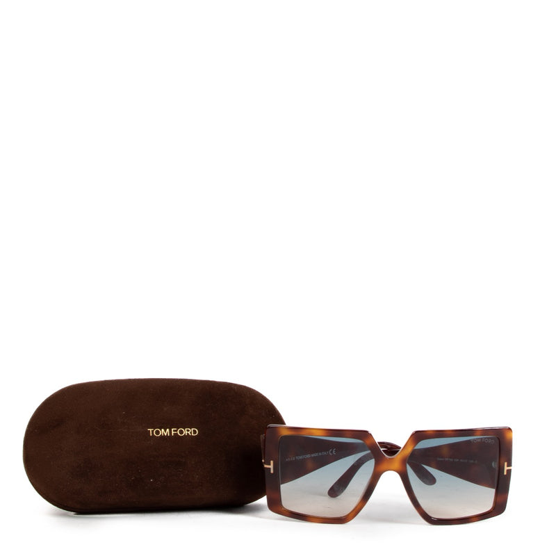Shop safe online at Labellov in Antwerp, Brussels and Knokke these 100% authentic second hand Tom Ford Tortoise Acetate Oversized Sunglasses