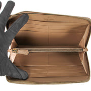 Shop and sell your authentic designer Valentino Garavani Rockstud Continental Wallet for the best price