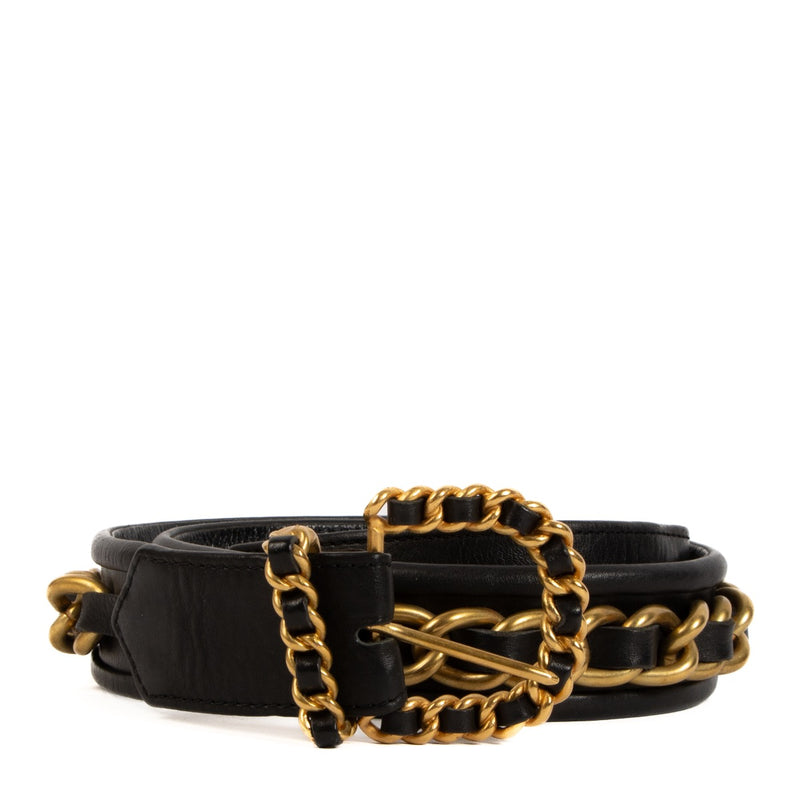 Buy real Chanel 93A Chain On Leather Belt safe online at Labellov.com in good condition